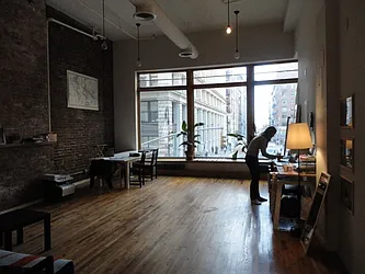 Rented by Aimee Grodanz, LREB