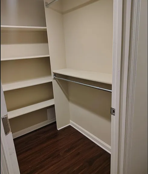 Residences at Pomona Park — Photo 101