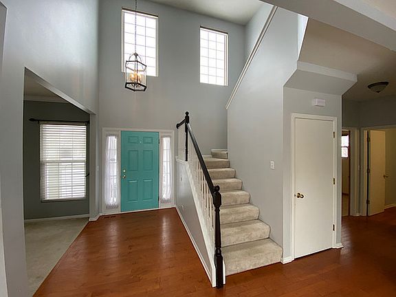 2nd image of 11727 S Glenn Cir
