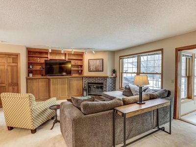 17174 Sandy Ln, Minnetonka, MN, 55345