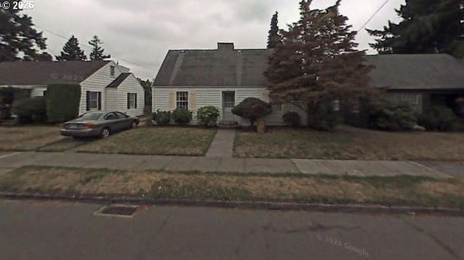 1st image of 2001 NE 64th Ave