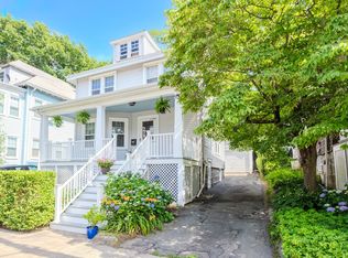 10 Agawam St, Dorchester, MA 02122