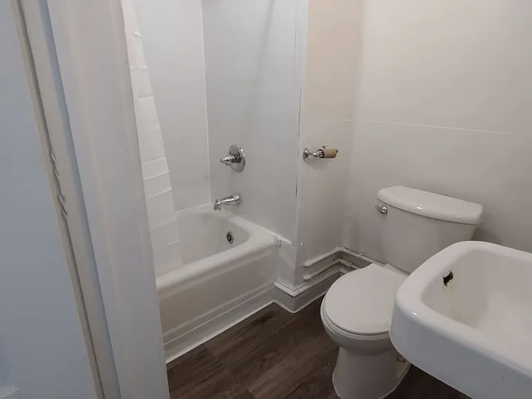2013-2015 John Ave — Photo 8