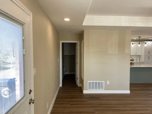 742 Henderson St, Wills Point, TX 75169