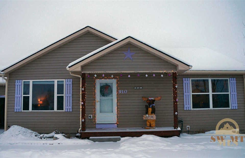 1st image of 910 Paisley Dr