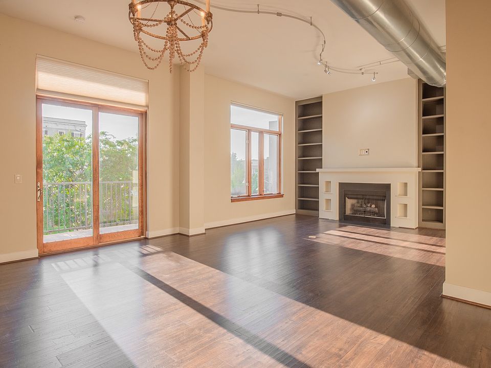 1st image of 205 31st Ave N APT 209