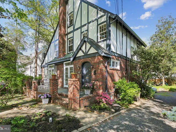 6911 Ridgewood Ave, Chevy Chase, MD 20815