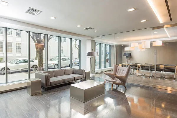 Sold by Modern Spaces | media 15