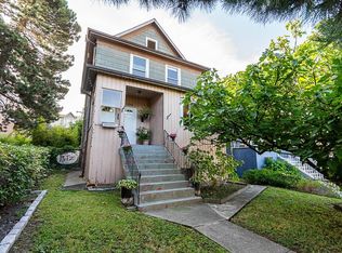 1342 Grant St, Vancouver, BC V5L 2X5