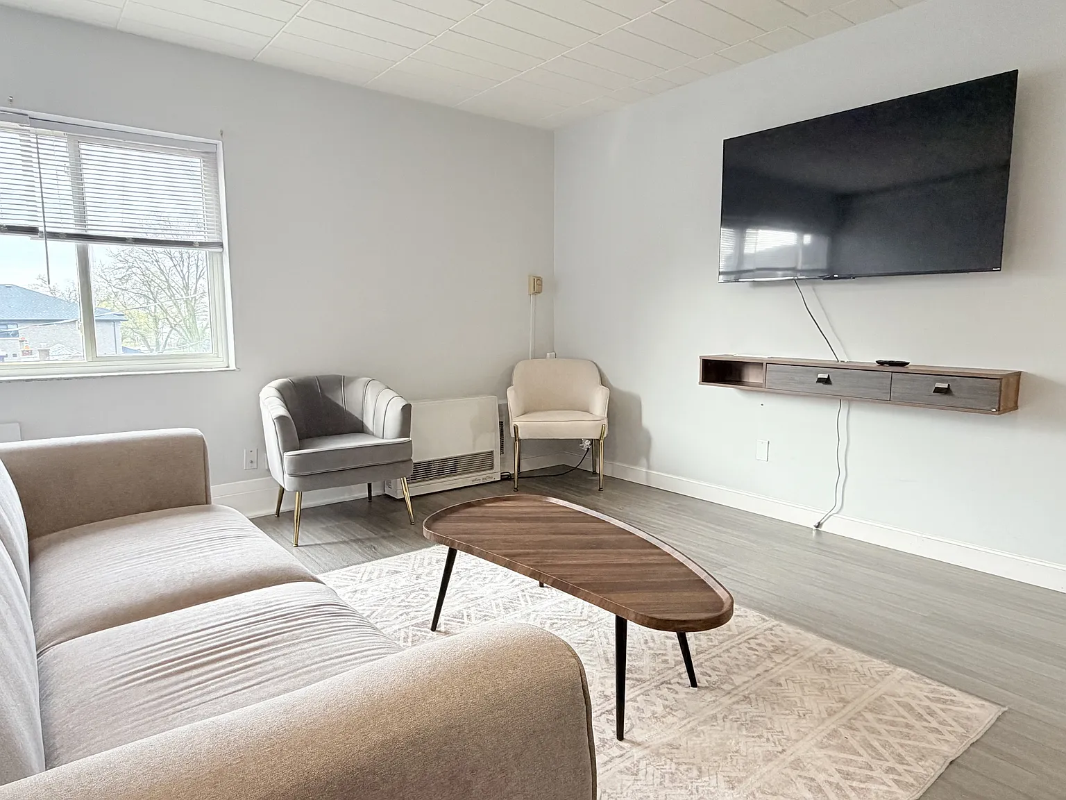 1 bed, $1,356 — Photo 1