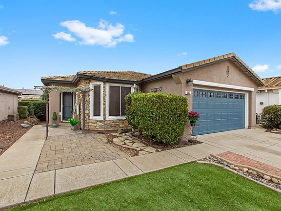 4th image of 395 Del Monte Drive