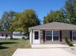 303 N Grove St, Fithian, IL 61844