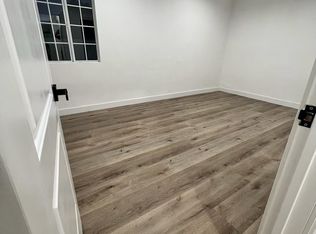6431 Bellaire Ave #2, North Hollywood, CA 91606