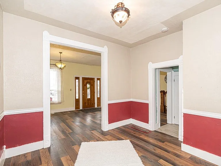 70 Washington Ave — Photo 11