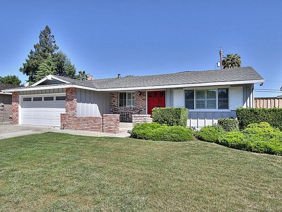 2nd image of 1129 Lynhurst Ct