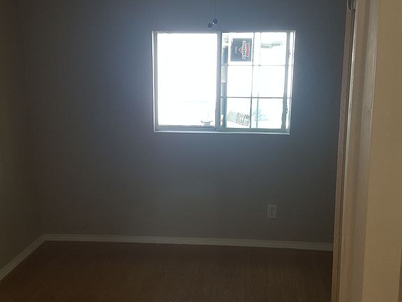 3rd image of 330 Estrella St