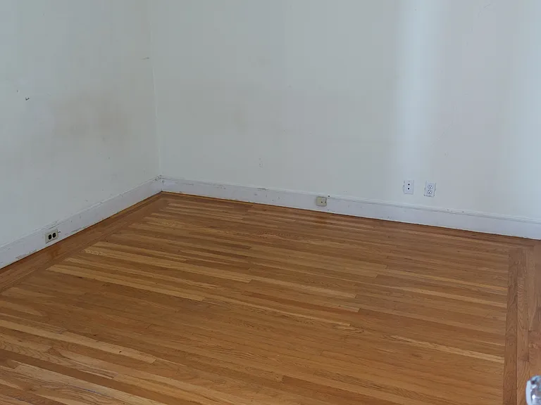 2573 Virginia St #A — Photo 10