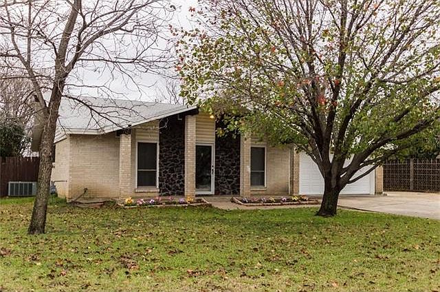 1st image of 7808 Emerald Hills Way