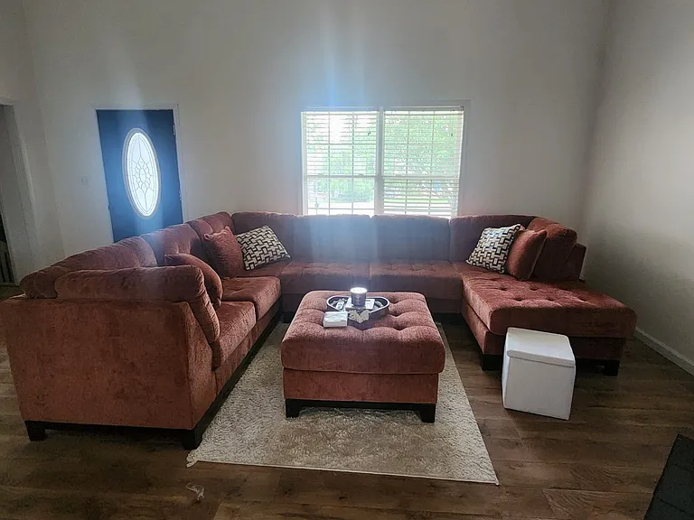 1524 Cedar Springs Cir — Photo 2