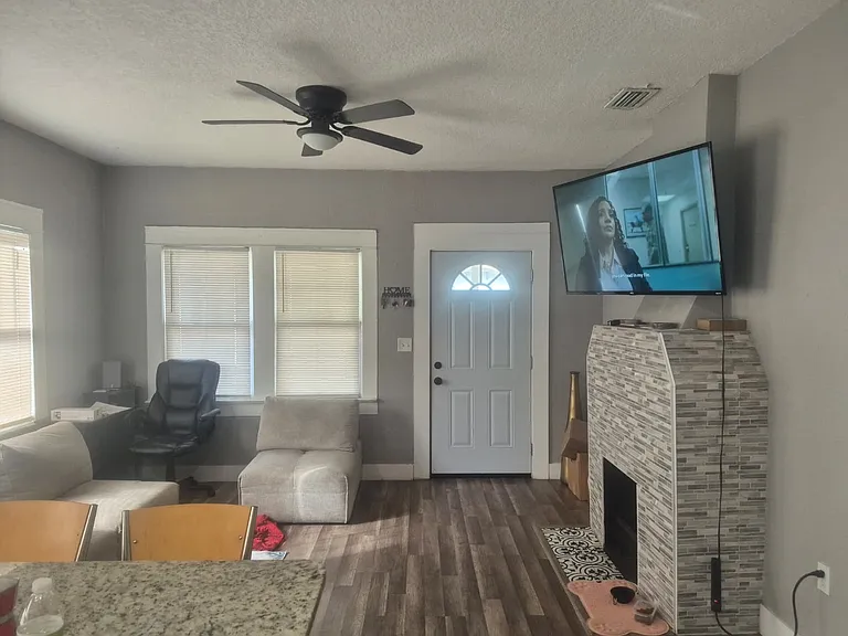 507 E Virginia Ave #1 — Photo 38