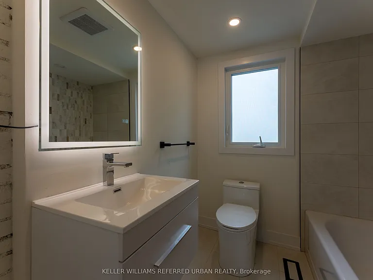 8 Doncaster Ave — Photo 25