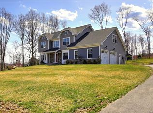 83 Trailside Dr, Monroe, CT 06468