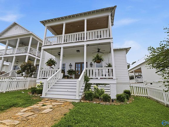 4th image of 3184 Hardin Rd
