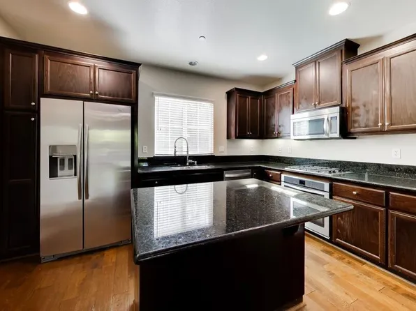 485 Chagall St, Mountain View, CA 94041