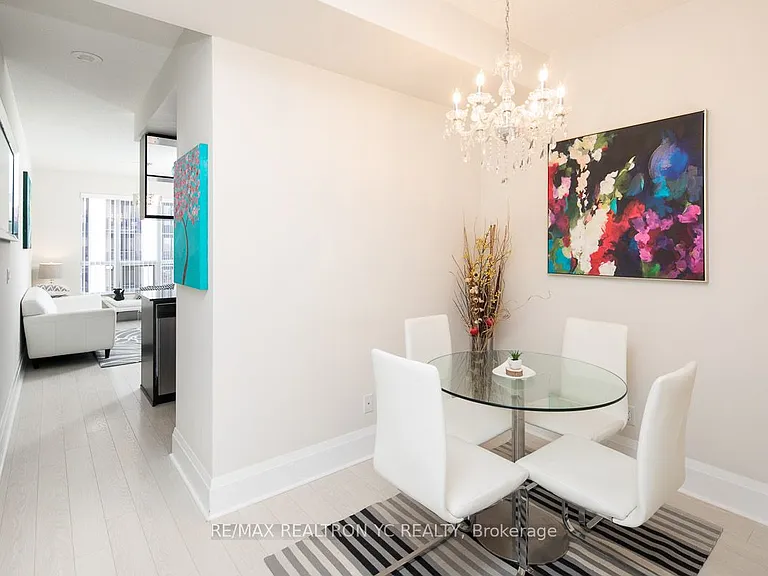 100 Harrison Garden Blvd #908 — Photo 8