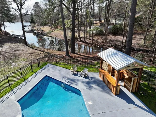 2281` Clubhouse Rd, Summerton, SC 29148