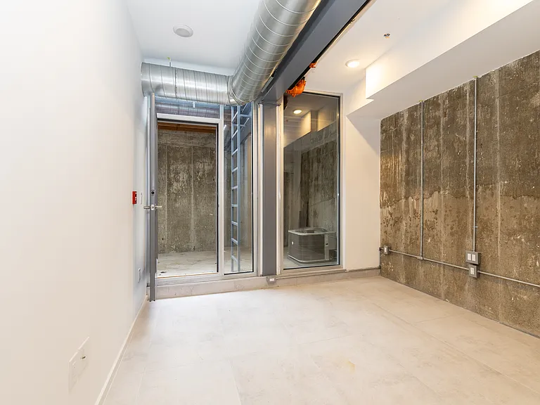 1520 N Marshall St #1 — Photo 17