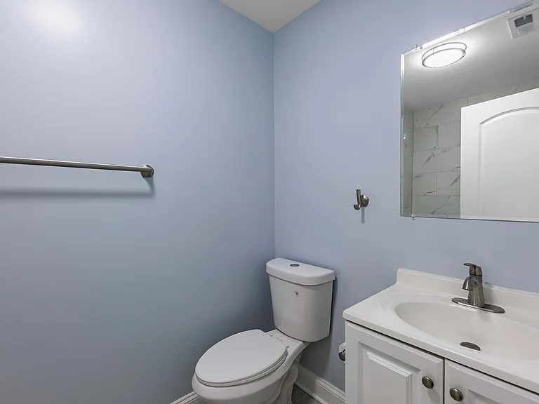 6433 S Vernon Ave #1 — Photo 13