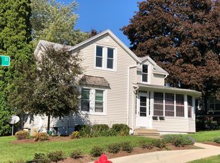 201 Jefferson St #2, Geneva, IL 60134