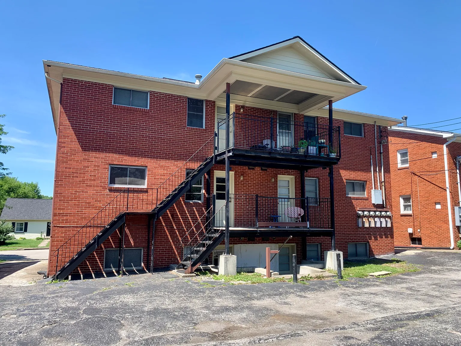 1 bed, 850 sqft, $925 — Photo 2