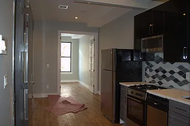 Rented by Loom Group