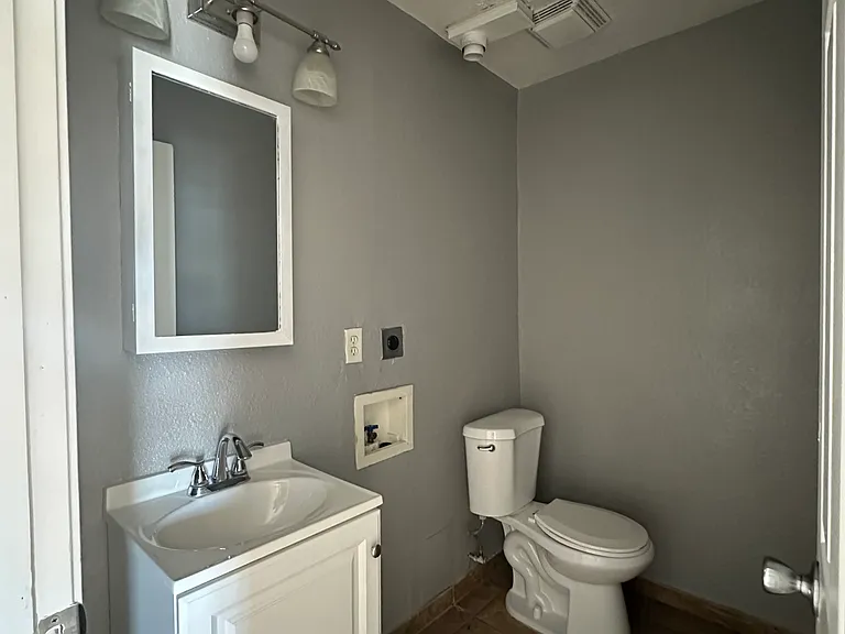 2950 N Alvernon Way #2106 — Photo 7