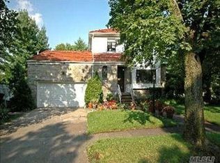 8615 214th St, Queens Village, NY 11427