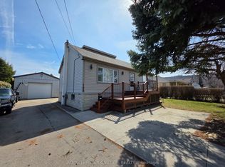 100 Corman Ave, Hamilton, ON L8G 3W2