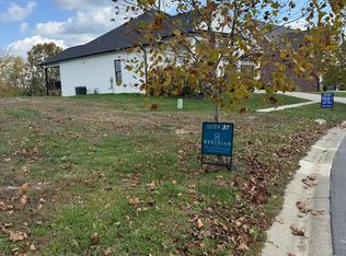 17609 Shakes Creek Dr, Fisherville, KY 40023