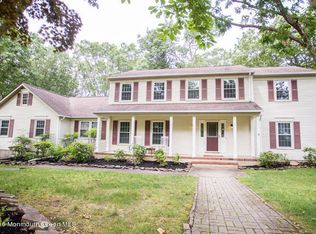 2535 Chalet Dr, Wall Township, NJ