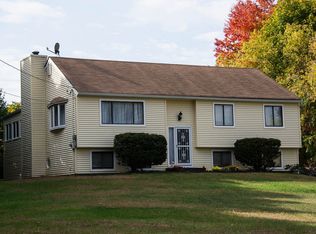 34 Town View Dr, New Milford, CT 06776