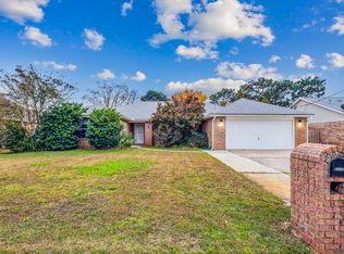 8335 Shipton St, Navarre, FL 32566