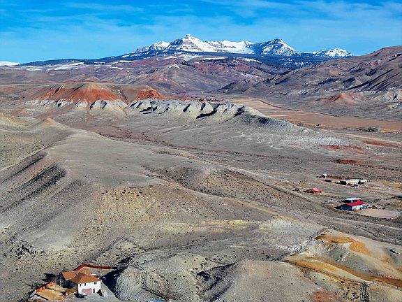 4th image of 5 Deer Rd