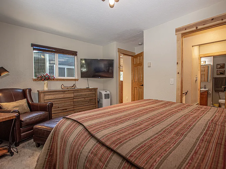 3115 N Lake Blvd #61 — Photo 12