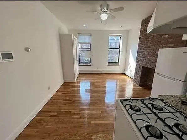 57 Clinton Street image 1 of 6