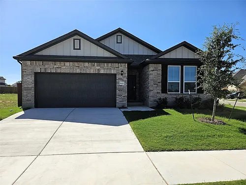 600 Hickory Bend Trl Photo 1