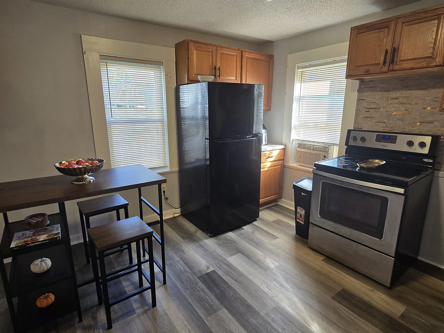 1 bed, 650 sqft, $1,190 — Photo 2
