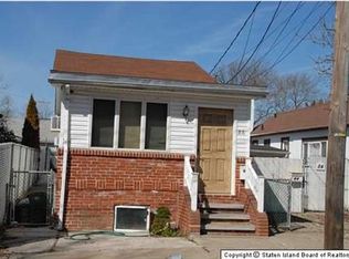 86 McLaughlin St, Staten Island, NY 10305