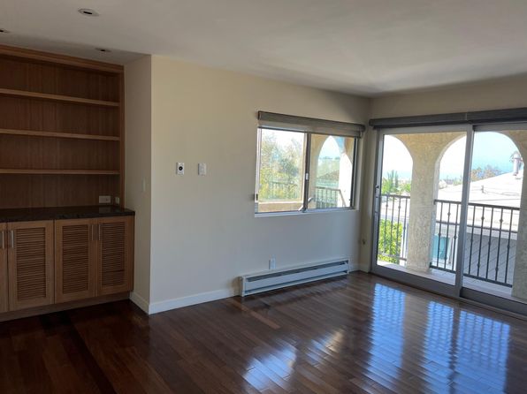 640 Manhattan Beach Blvd APT 6