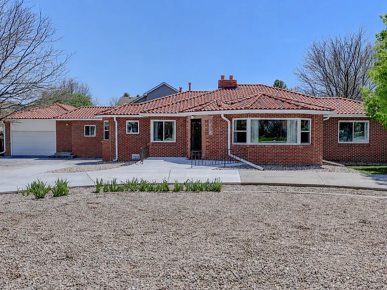 6306 W 32nd Ave — Photo 32